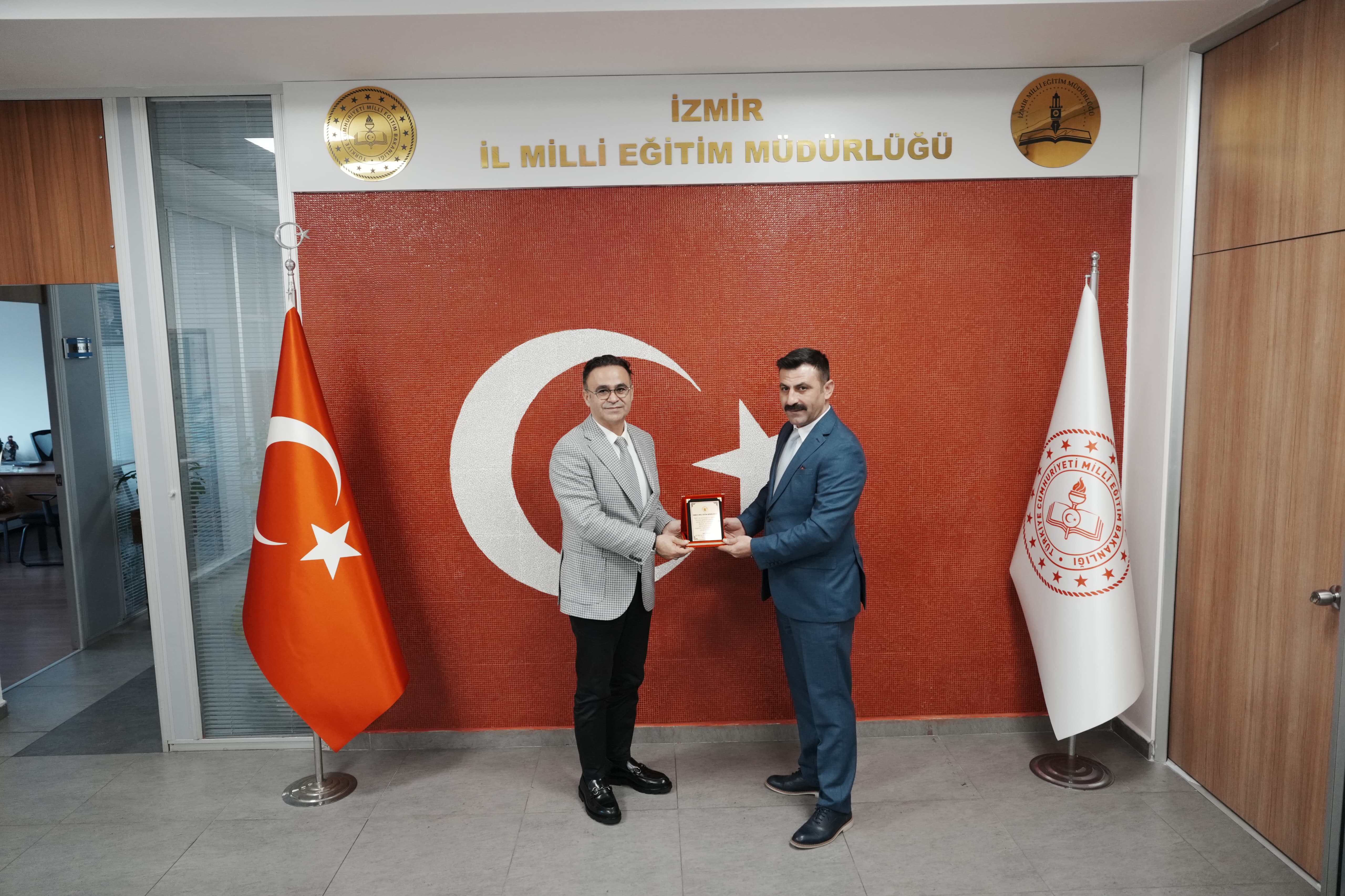 İl Milli Eğitim Müdürümüz Sayın Dr. Ömer YAHŞİ